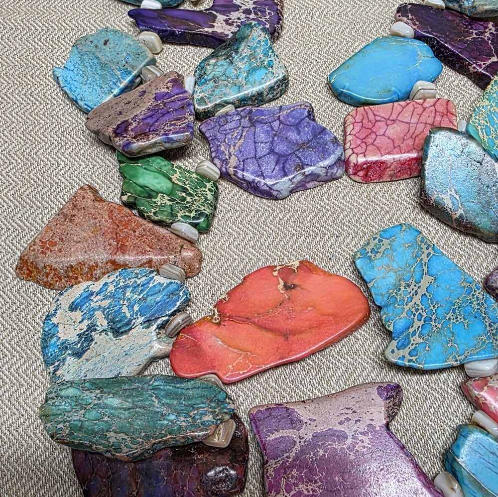 STATEMENT 32 Pieces Of Imperial Jasper And Turquoise On This Stunning Necklace - Picture 4 of 14